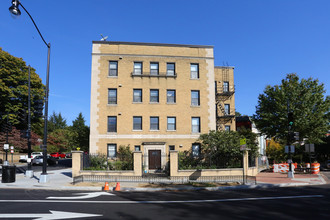 2201 15th St NW in Washington, DC - Building Photo - Building Photo