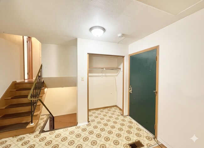 106 Greenbrier Dr in Waterloo, ON - Building Photo - Building Photo