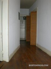 137 Park Dr, Unit 18 in Boston, MA - Building Photo - Building Photo