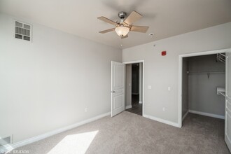 City Gate Apartment Homes in Denver, CO - Foto de edificio - Building Photo