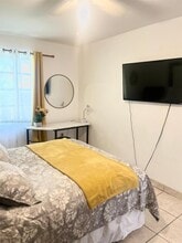 3775 NW 13th St in Miami, FL - Building Photo - Building Photo