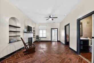 1934 Washington St in Hollywood, FL - Foto de edificio - Building Photo