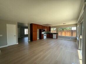 5724 Sagewell Way in San Jose, CA - Building Photo - Building Photo
