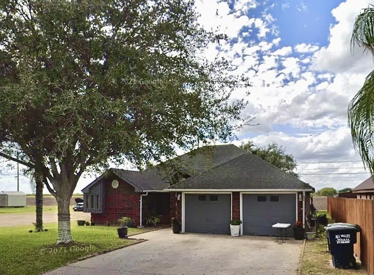 448 Emmanuel Ave in La Villa, TX - Building Photo