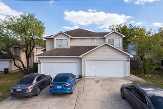 Sagewood Townhomes in San Marcos, TX - Building Photo - Building Photo