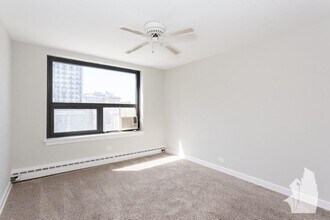 445 W Wellington Ave in Chicago, IL - Building Photo - Building Photo