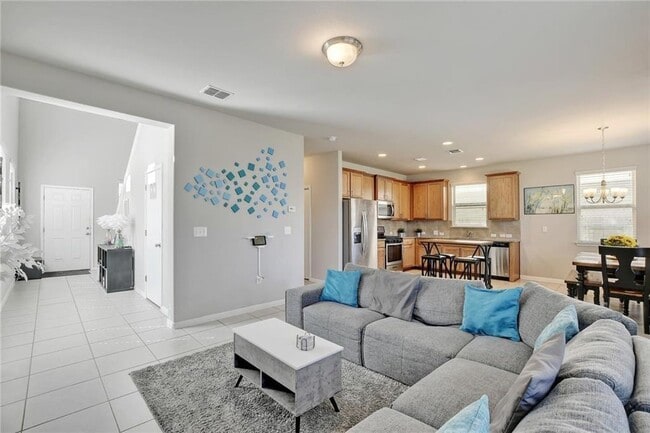 371 Wapiti Rd in Buda, TX - Foto de edificio - Building Photo