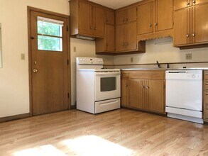 322 Pawling St, Unit 1 in Madison, WI - Foto de edificio - Building Photo