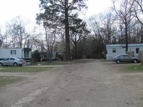 Canary Trailer Park in West Monroe, LA - Building Photo - Building Photo