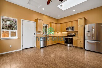 317 NE 178th St in Shoreline, WA - Building Photo - Building Photo