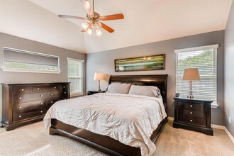 720 Ann Taylor Dr in Austin, TX - Building Photo - Building Photo