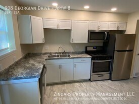 908 Georgian Dr in Danville, IL - Building Photo