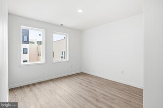 915 N Broad St in Philadelphia, PA - Building Photo - Building Photo