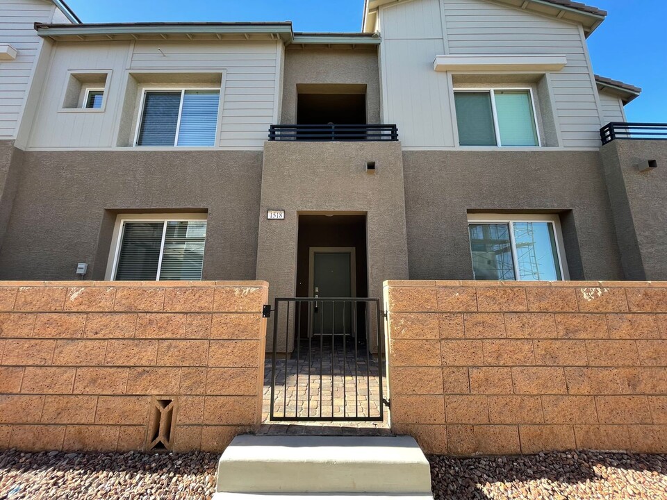 1518 Eliana Xing Pl in Henderson, NV - Building Photo