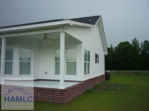 12058 GA-196 in Ludowici, GA - Foto de edificio - Building Photo