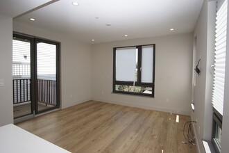 31 Buttonwood St, Unit 2 in Boston, MA - Building Photo - Building Photo