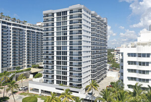 2401 Collins Ave Apartamentos