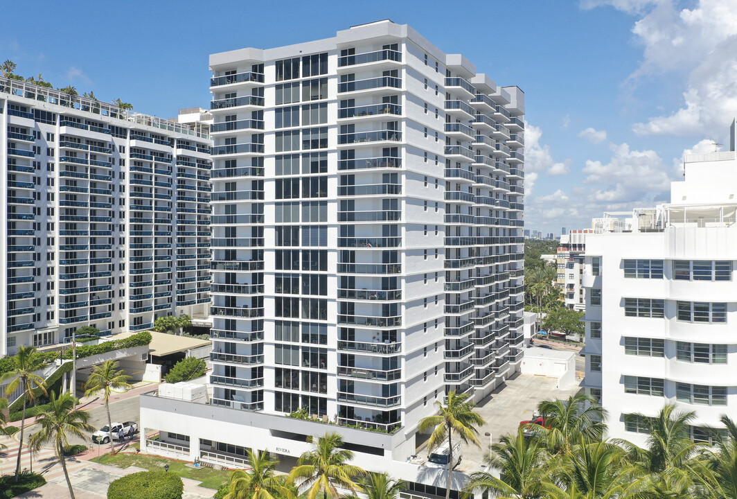 The Riviera in Miami Beach, FL - Building Photo