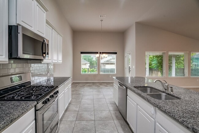 612 Winnsboro Cove in Round Rock, TX - Building Photo - Building Photo