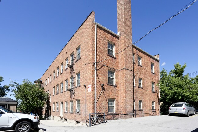 227 S 1300 E in Salt Lake City, UT - Building Photo - Building Photo
