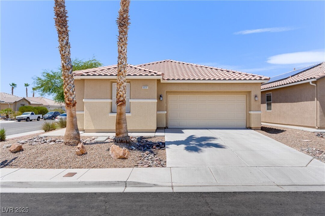 6035 Eganridge Ct in North Las Vegas, NV - Building Photo