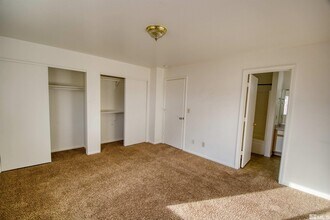424 Valley Cir in Dayton, NV - Building Photo - Building Photo