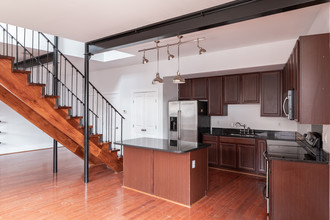 760-764 Clifford St in Baltimore, MD - Building Photo - Interior Photo