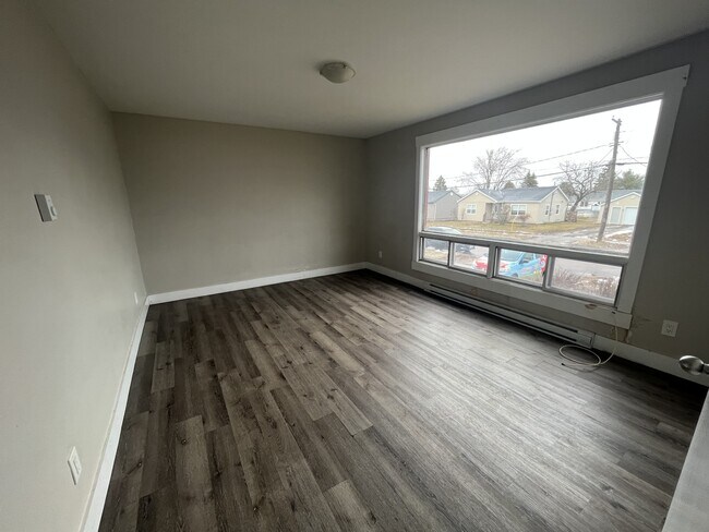 46 Terris Ave in Moncton, NB - Building Photo - Building Photo