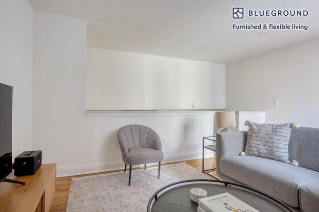 123 E 54th St, Unit SI FL8-ID1250 in New York, NY - Building Photo - Building Photo