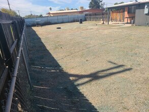 5828 E 35th St in Tucson, AZ - Building Photo - Building Photo