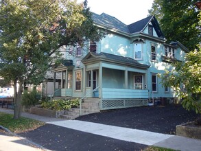 118 Dell St in Syracuse, NY - Building Photo - Building Photo