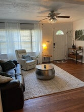 1659 Dresden Dr NE in Atlanta, GA - Foto de edificio - Building Photo