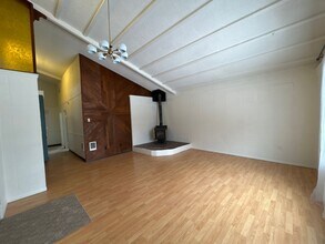 325 Bain Ln in Kalispell, MT - Building Photo - Building Photo