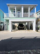 378 NE Wharf Way in Ocean Breeze, FL - Building Photo