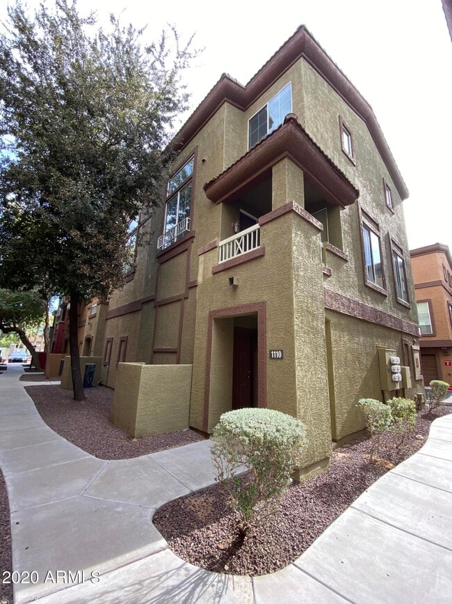 property at 1920 E Bell Rd