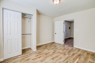 422 Francis St in El Paso, TX - Building Photo - Building Photo