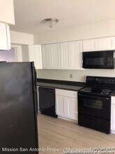 4926 Ali Ave in San Antonio, TX - Building Photo - Building Photo