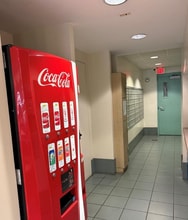 1617 Kapiolani Blvd, Unit 805 in Honolulu, HI - Foto de edificio - Building Photo