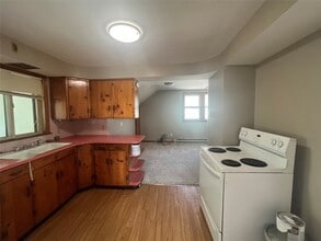 32 Downs Ave in Binghamton, NY - Building Photo - Building Photo