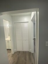 La Siesta Apartments I LLC in Fort Lauderdale, FL - Building Photo - Building Photo