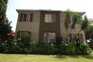 11520 Cumpston St in Los Angeles, CA - Building Photo