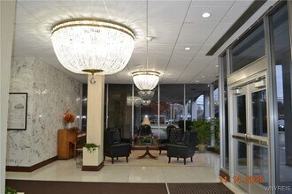 5854 Main St in Williamsville, NY - Building Photo - Building Photo