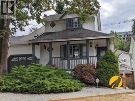 22518 Brickwood Close in Maple Ridge, BC - Building Photo