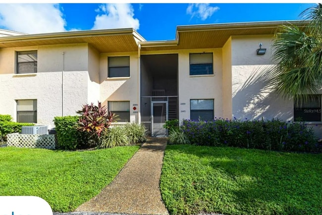2495 Twin Dr, Unit #36 in Sarasota, FL - Building Photo - Building Photo
