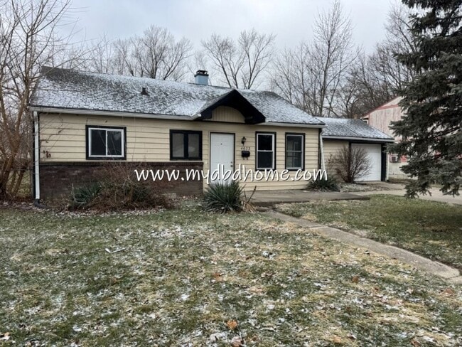 property at 4622 Smith St