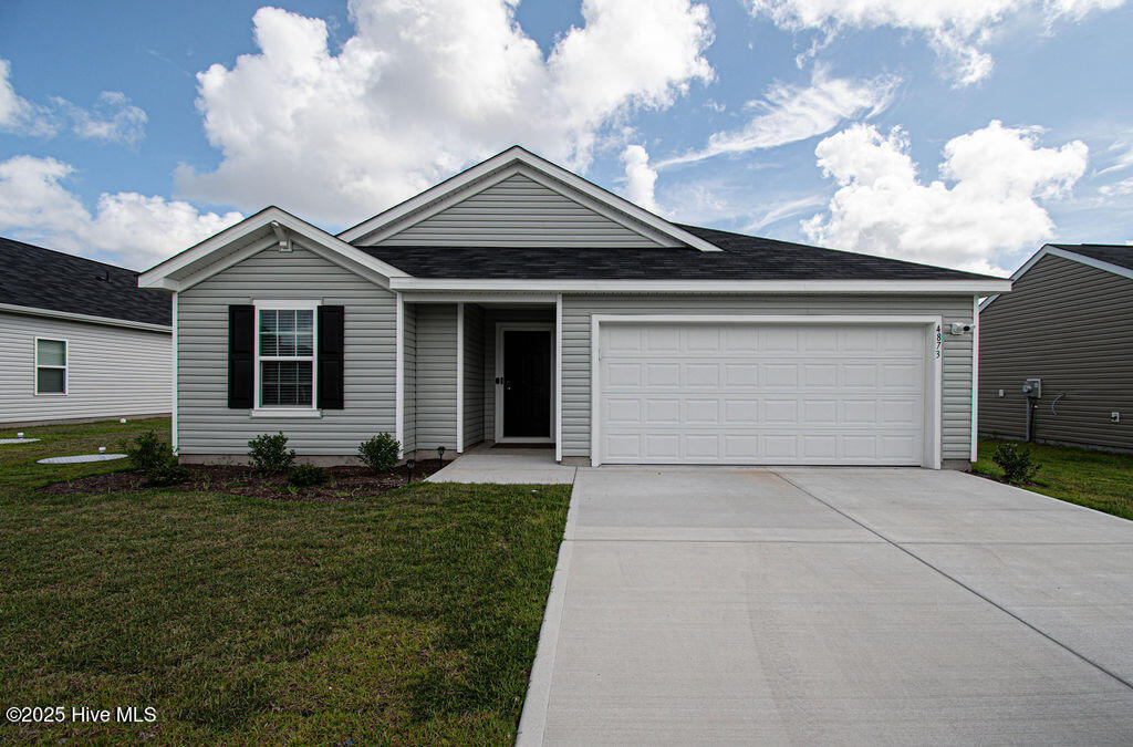 4873 Abbington Oaks Wy in Boiling Spring Lakes, NC - Building Photo