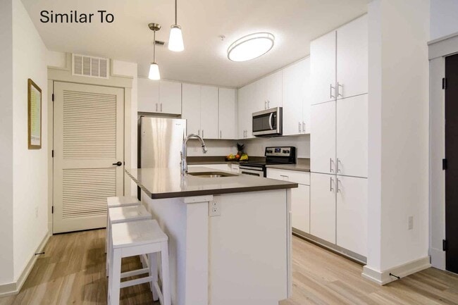 1000 Run Hill Ct in Kill Devil Hills, NC - Building Photo - Building Photo