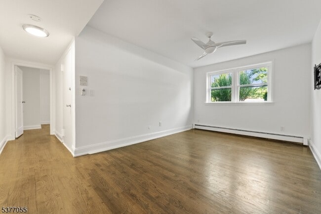 482 Joralemon St in Belleville, NJ - Building Photo - Building Photo