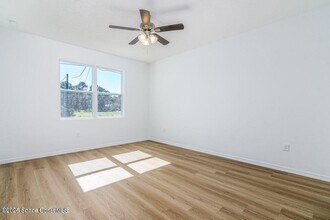 1398 Saxony Rd SW in Palm Bay, FL - Building Photo - Building Photo