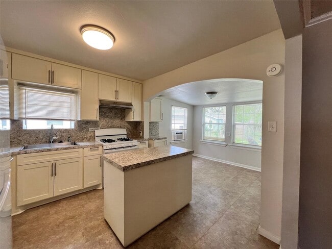 property at 7607 Hemlock St